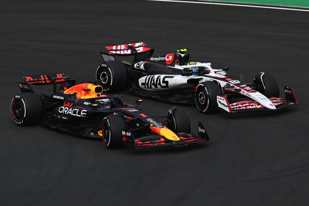 于主办国的 于主办国的