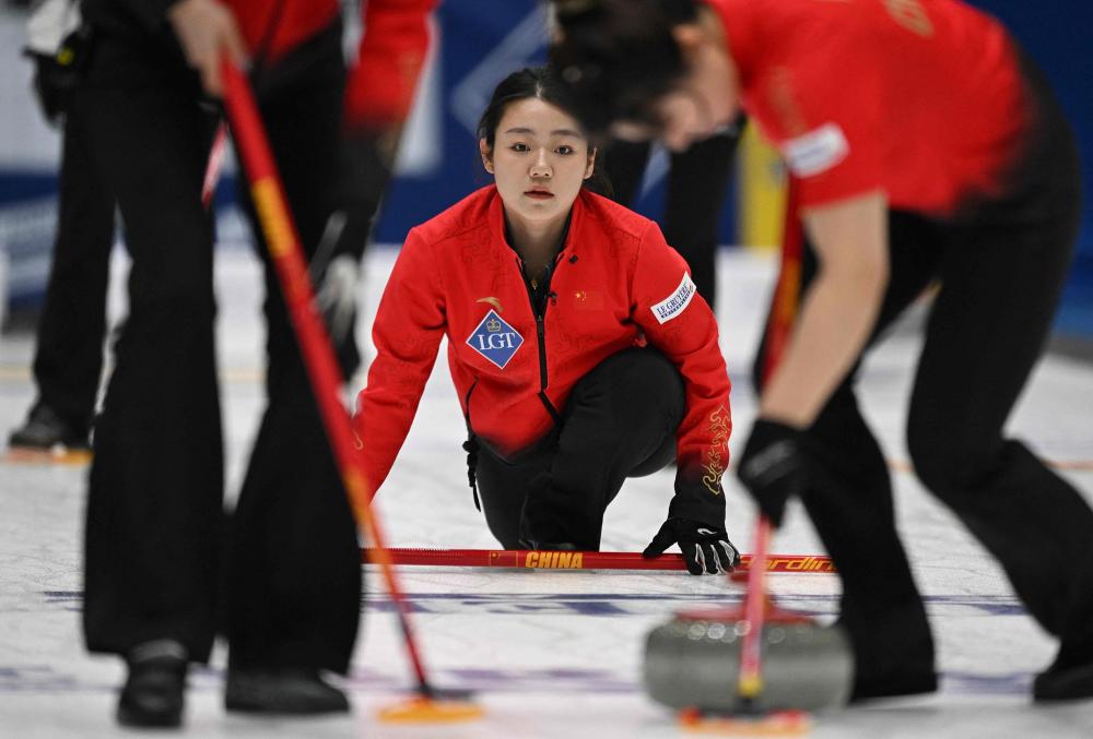 彼此关系的 彼此关系的